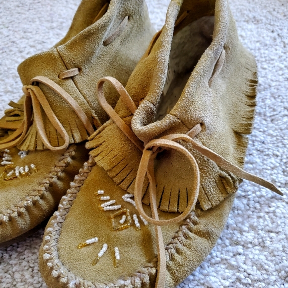 Mukies - Picture 1 of 3